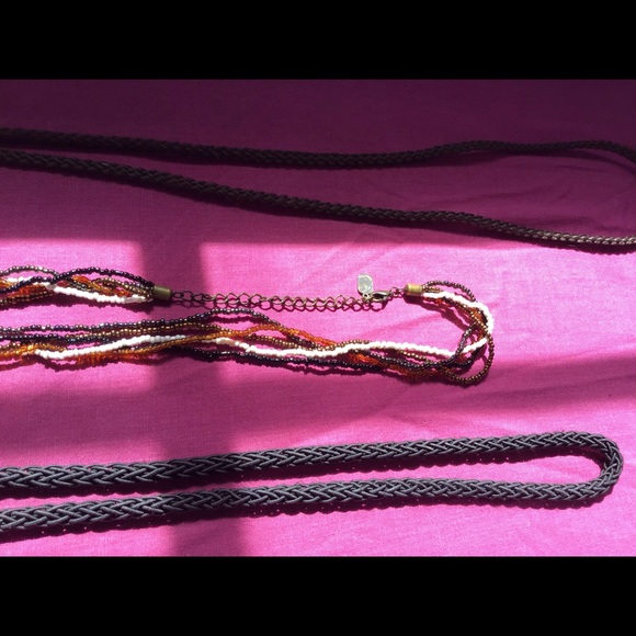 3 rare necklaces - Picture 5 of 7